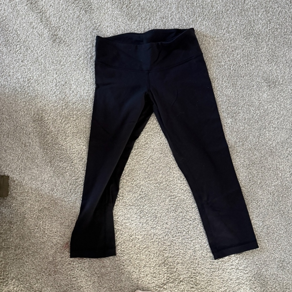 Lululemon Athletica Black Leggings cropped